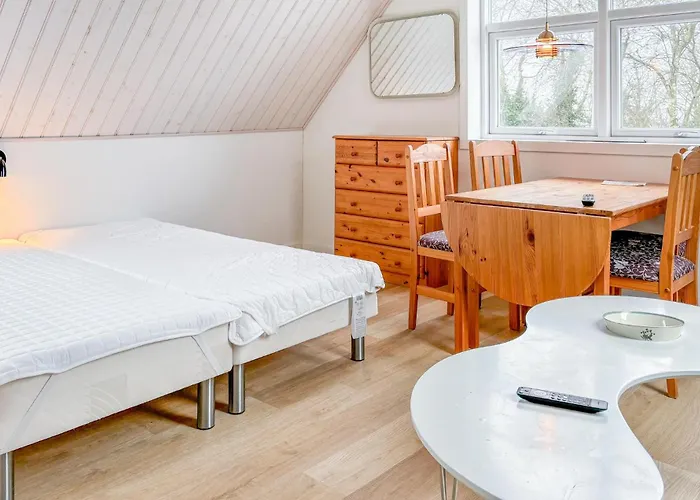 Stunning In With Wifi Apartman Roslev